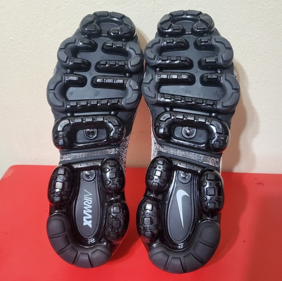 S O L D...Nike Air VaporMax Moc 2 Moon Particle - Picture 10 of 13